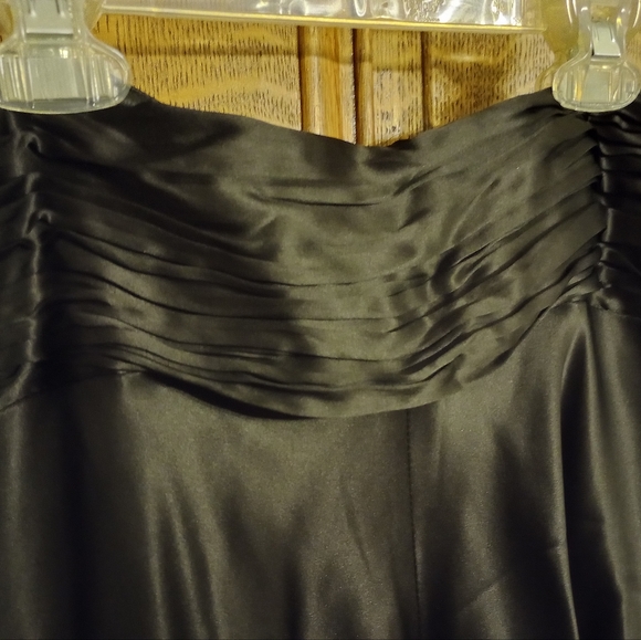 Laundry by Shelli Segal evening dress, black, NWT size 10 strapless - Picture 6 of 10